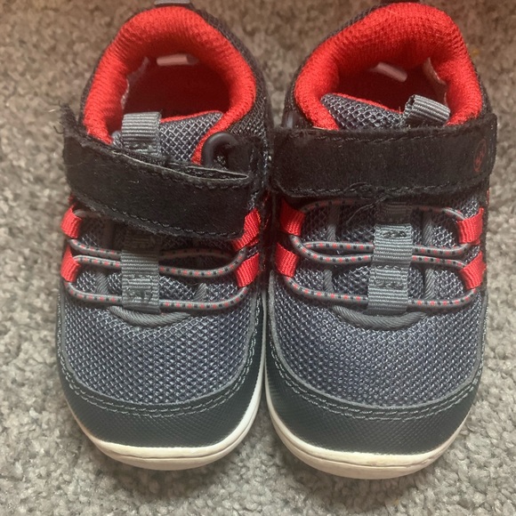 Stride Rite Kids Sneakers - Black and Red - Picture 1 of 4